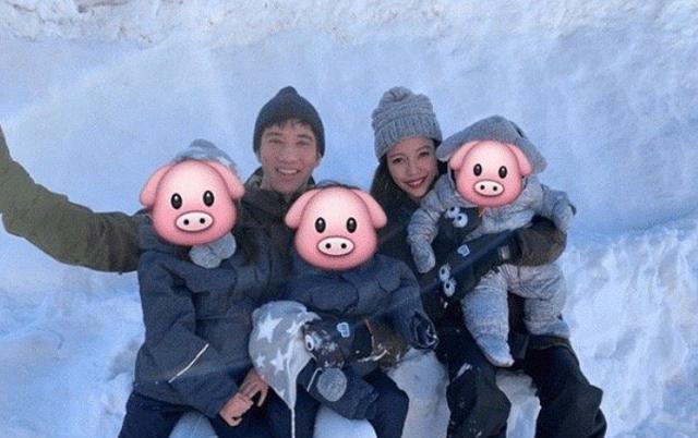 王力宏老婆和孩子宅家做瑜伽两女儿乖巧配合李靓蕾蚂蚁BOB半岛中国官方网站腰抢镜(图1)