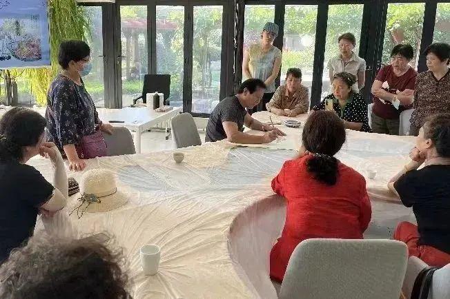 办实事 东城区妇联开展兰心惠东城“一茶一画润养心灵”主题沙半岛·BOB官方网站龙(图2)